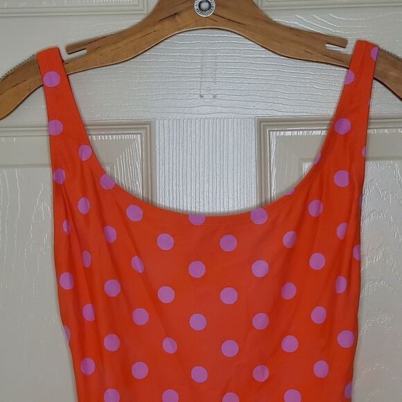 J Crew Plunging Scoopback One-Piece Swimsuit Size 6 - Picture 2 of 9